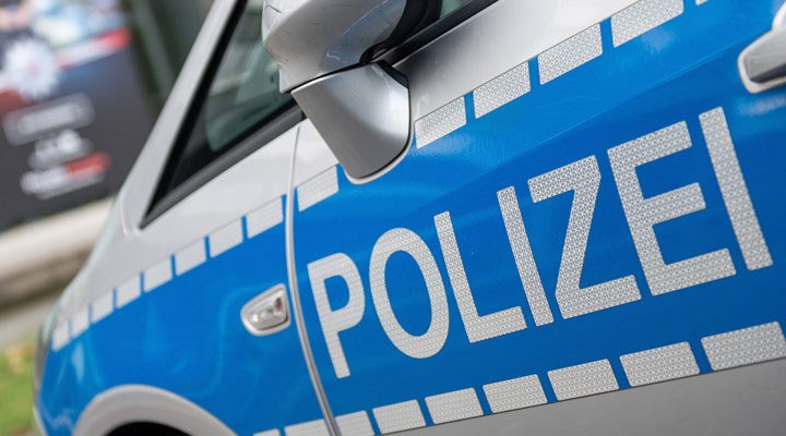 Almanya’da aşırı sağcı içerikler paylaşan polislere inceleme