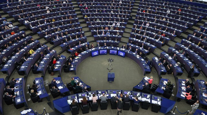 Avrupa Parlamentosu, AB'nin Türkiye'ye yaptırım uygulamasını istedi