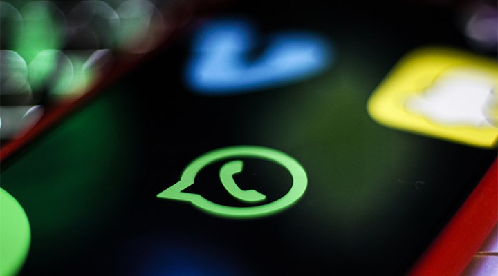 WhatsApp'ta 'sohbete özel duvar kağıdı seçebilme' özelliği
