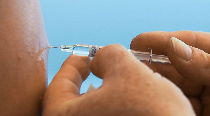 Sağlık Bakanı'nın aşı açıklamaları: Doğru ne, yanlış ne?