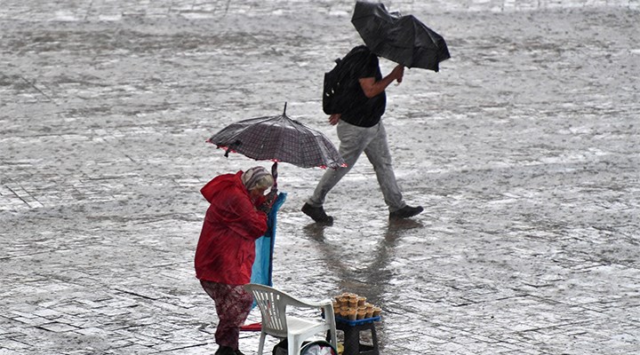 İzmir, Aydın ve Muğla için yağışlı fırtına uyarısı