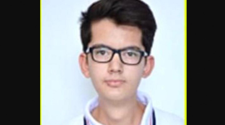 17 yaşındaki lise öğrencisi Serdar Mehmet, koronavirüs nedeniyle hayatını kaybetti