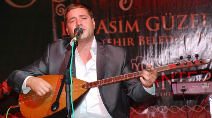 Halk müziği sanatçısı Engin Nurşani 36 yaşında hayatını kaybetti