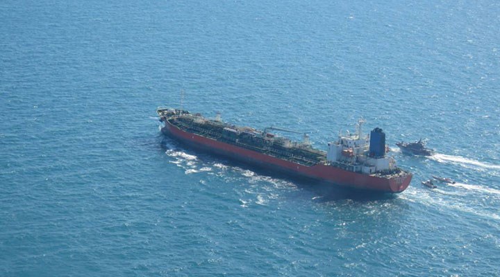 İran, Güney Kore bandıralı petrol tankerine el koydu