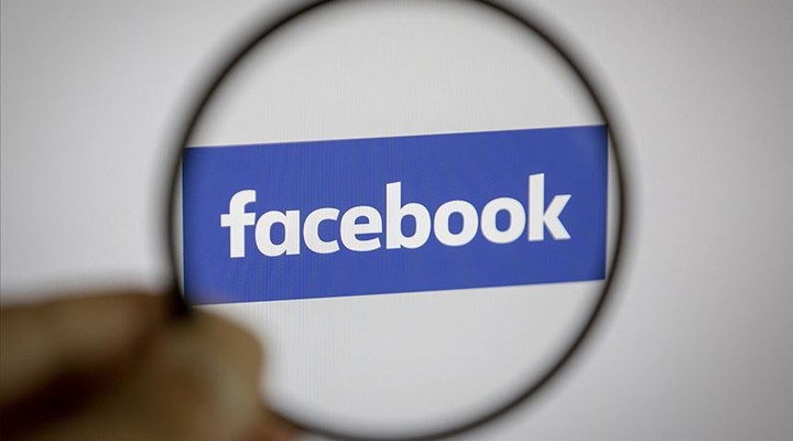 Facebook, ABD'de protestoculara destek veren iletileri siliyor