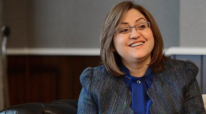 AKP’li Fatma Şahin, Erdoğan'ı başöğretmen ilan etti