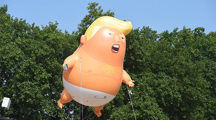 'Bebek Trump' balonu, Londra Müzesi'ne teslim edildi