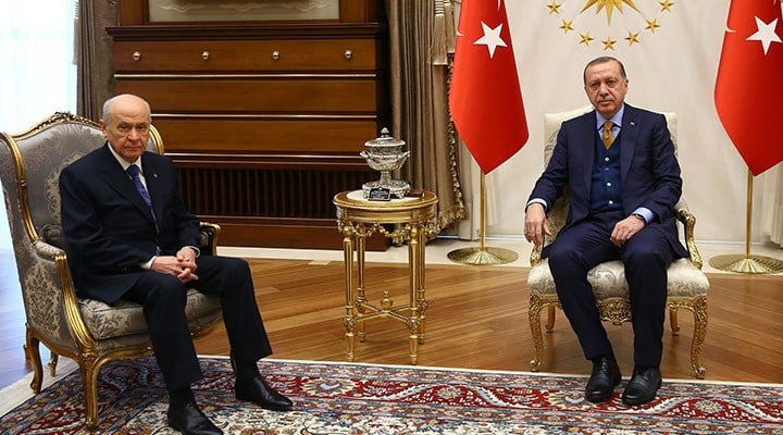 Ahmet Davutoğlu’ndan, Erdoğan ve Bahçeli’ye: Asık suratlar koalisyonu