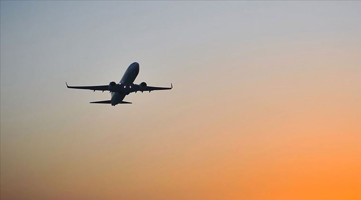 Bakan Koca: Mutasyon nedeniyle Brezilya'ya uçuşlar durduruldu