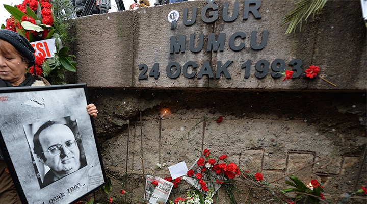 Uğur Mumcu cinayeti Türkiye’ye suikasttır