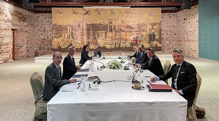 Türkiye ve Yunanistan 5 yıl aradan sonra istikşafi görüşmeler için masaya oturdu