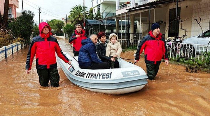 Gümüşhane Belediyesi iki kişinin yaşamını yitirdiği sel felaketiyle dalga geçti