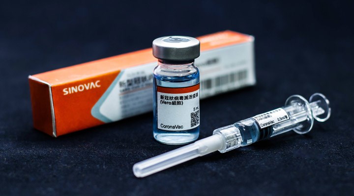 Sinovac aşısının etkinlik oranları açıklandı: Enfeksiyonu önlemede düşük, ölümleri önlemede yüksek