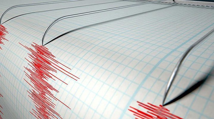 İzmir'in Karaburun açıklarında 4 büyüklüğünde deprem
