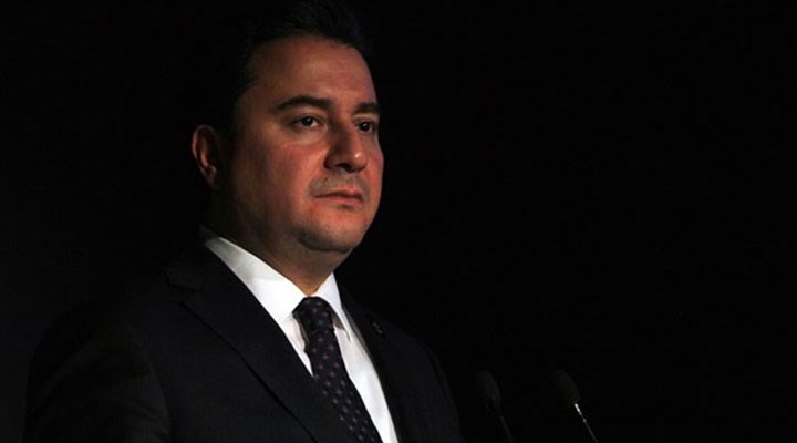 Ali Babacan: Partili cumhurbaşkanı ve akraba bakan el ele verip rezervleri harcadı