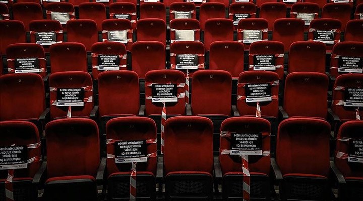 İzmir'de sinema salonlarının açılışı ertelendi
