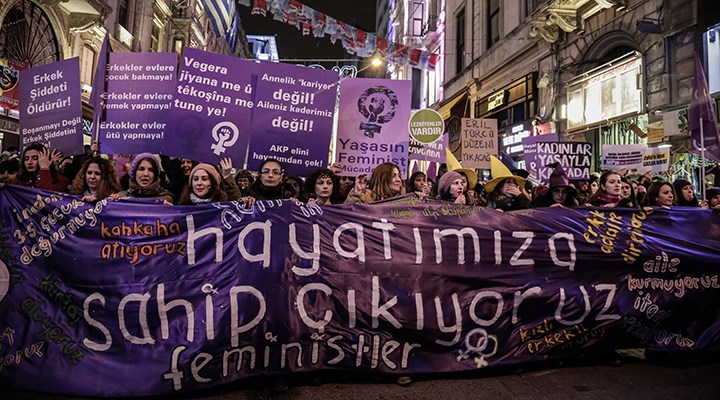 İstanbul Valiliği: 8 Mart nedeniyle İstiklal Caddesi'ne bağlanacak yollar kapatılacak