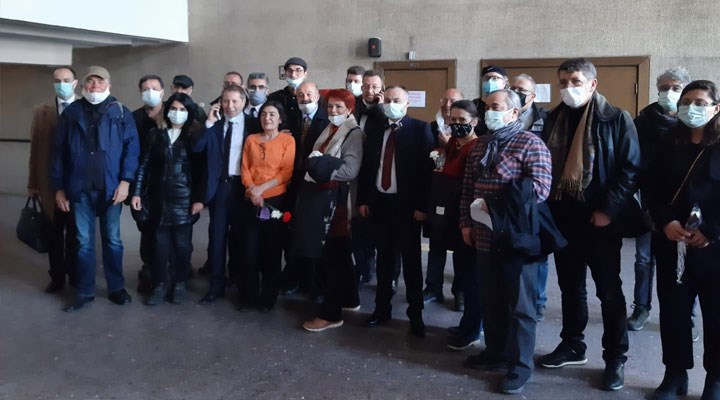 Gazetecilik yargılandı: Mahkemeden gazeteciler Yıldız ve Dükel'e hapis cezası!