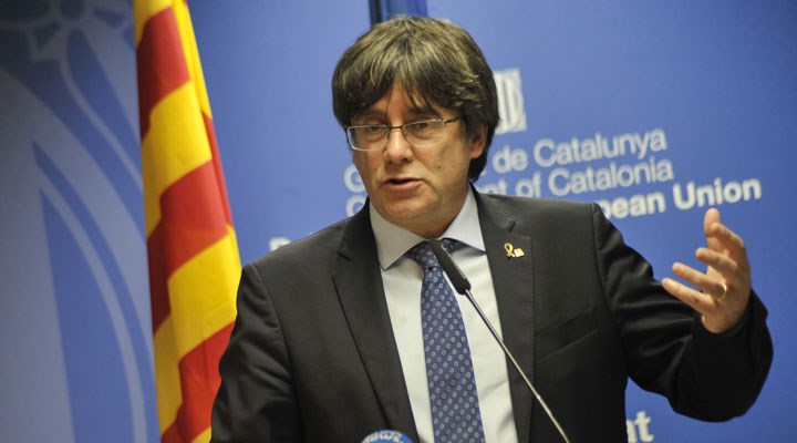 Avrupa Parlamentosu, Katalan siyasetçi Puigdemont'un dokunulmazlığını kaldırdı