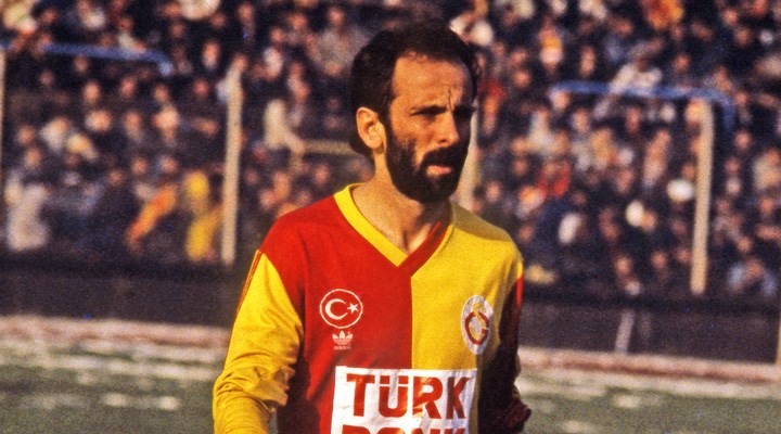 Futbola iz bırakmış isimlerden Erhan Önal, 63 yaşında hayatını kaybetti