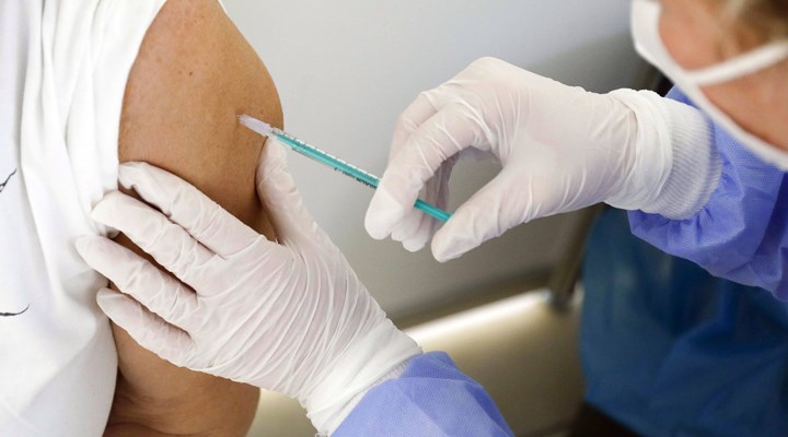 Almanya, birinci doz aşıda yüzde 10 barajını aştı