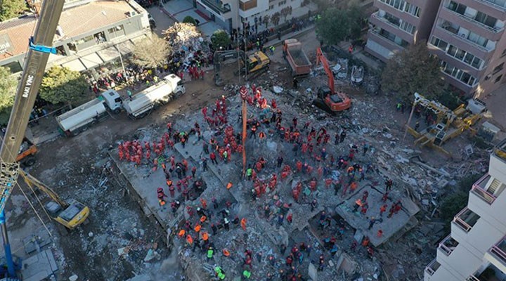 Depremde yıkılan Rıza Bey Apartmanı'nın fenni mesulü tutuklandı