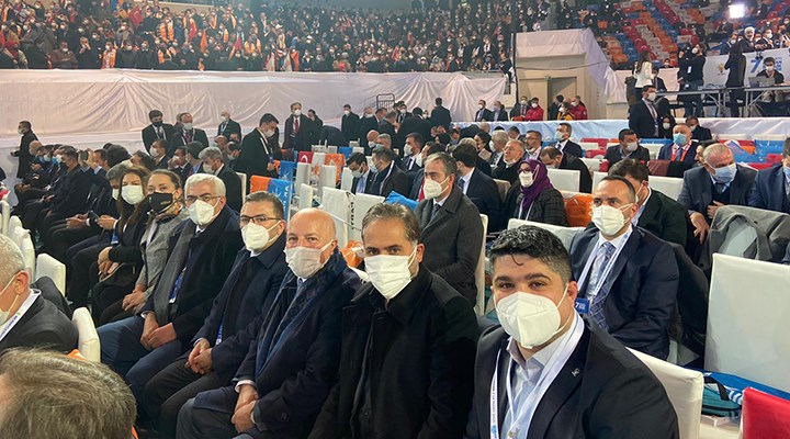 Kongrede koronavirüse yakalanan AKP yöneticilerinin sayısı hızla artıyor