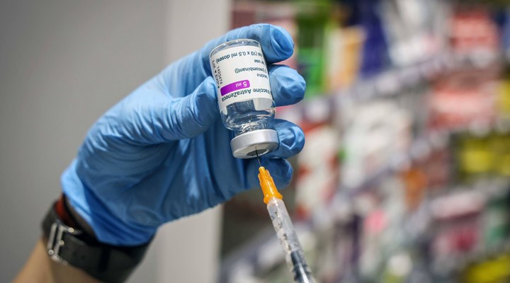 İngiltere'de AstraZeneca aşısının çocuklardaki denemeleri durduruldu