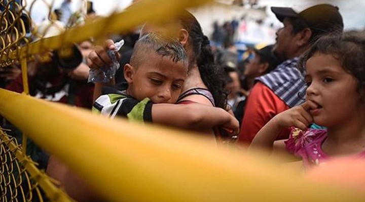 Meksika, göçmen çocukları korumak için güney sınırında önlemleri artıracak