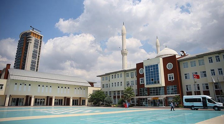 AKP'nin politikası pansiyonlu liselerde de kendini gösterdi: AKP’nin öz okulu imam hatipler