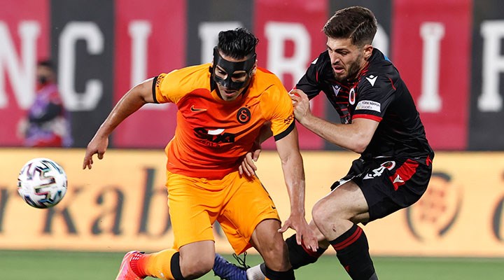 Galatasaray, Gençlerbirliği'ni iki golle geçti
