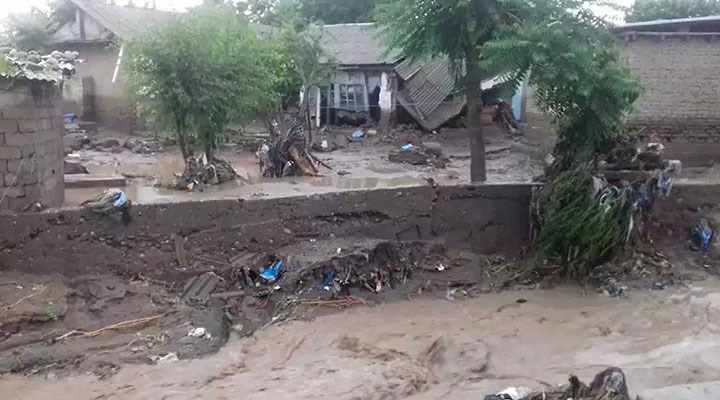 Tacikistan'da sel felaketi: 7 kişi hayatını kaybetti