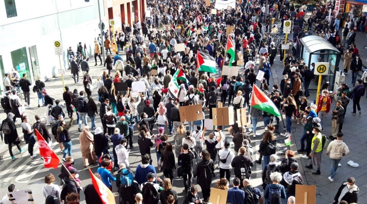 Nakba’nın 73. yıldönümünde İsrail saldırıları Berlin’de protesto edildi
