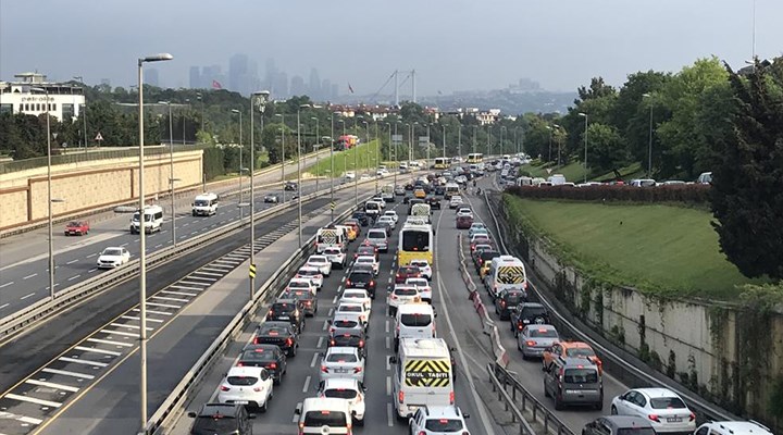 'Tam kapanma' sonrası İstanbul’da trafik yoğunluğu
