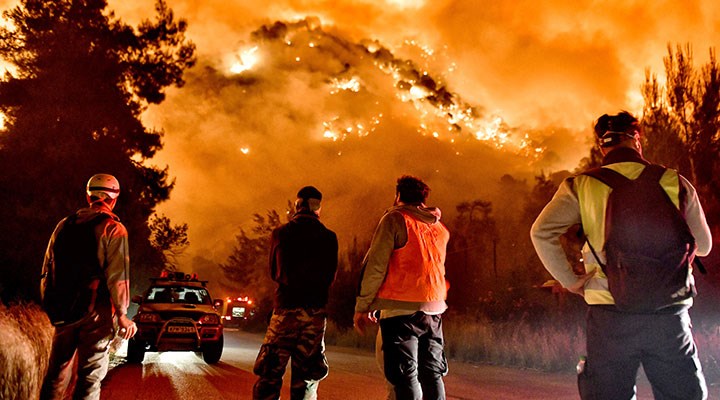 Yunanistan'da büyük yangın