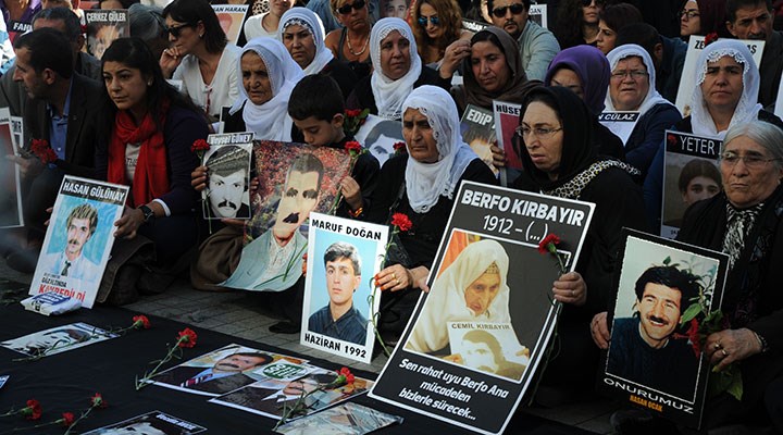 Cumartesi Anneleri: Sedat Peker’in açıklamaları karşısında savcıları görevlerini yerine getirmeye çağırıyoruz