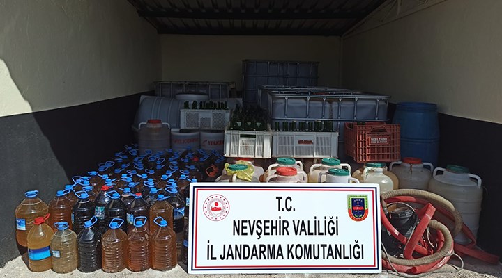 Nevşehir'de 8 bin litre sahte içki ele geçirildi