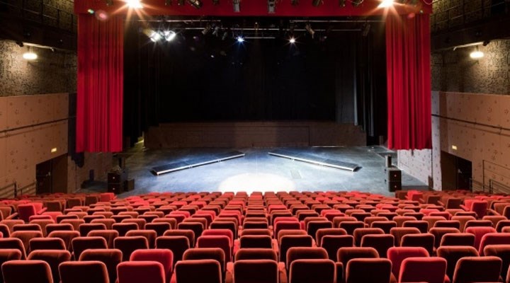 İzmir Büyükşehir Belediyesi’nden Şehir Tiyatroları açıklaması