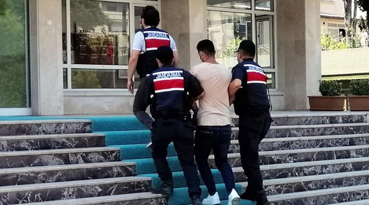 ﻿Mersin'de IŞİD operasyonu: 3 gözaltı