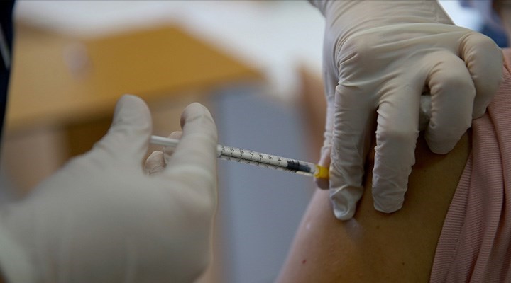 Aile hekimlerine aşı nedeniyle ek ödeme yapılacak