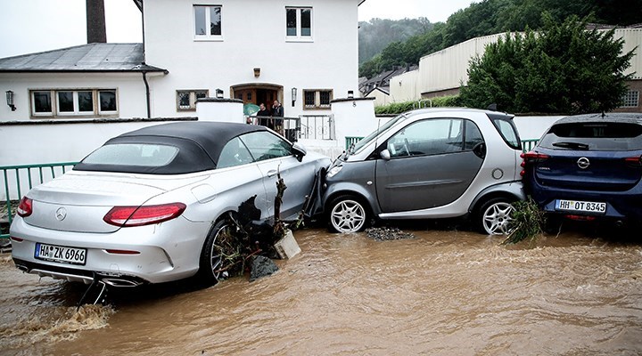 Almanya'da sel felaketi: Can kaybı 141'e yükseldi