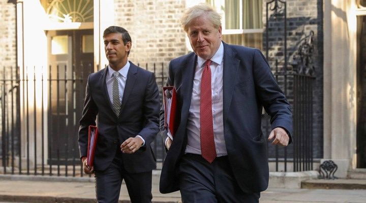 İngiltere tepkilerin ardından geri adım attı: Başbakan ve Maliye Bakanı karantinaya girecek