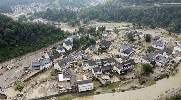 Almanya ve Belçika'daki sel felaketinde en az 190 kişi hayatını kaybetti
