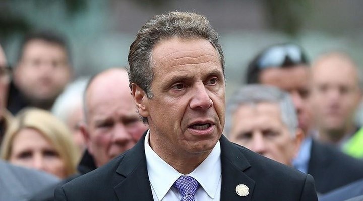 Çok sayıda kadına cinsel tacizde bulunan New York Valisi istifa etti