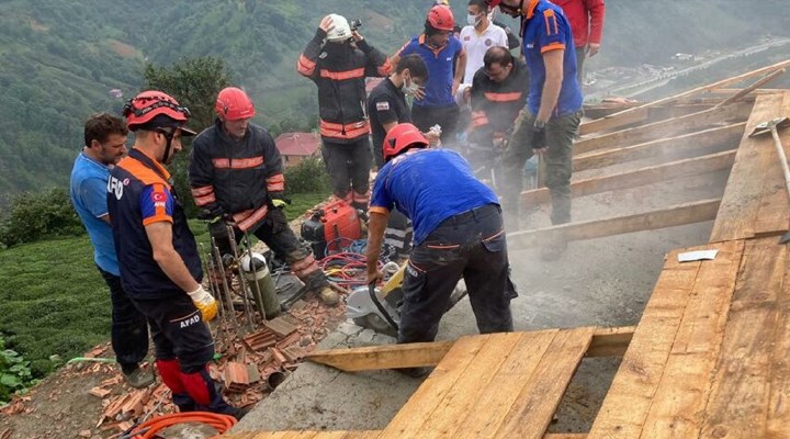 Trabzon'da bir inşaata yıldırım düştü: 1 ölü, 1 yaralı