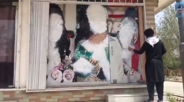 Taliban, güzellik salonlarında bulunan kadın fotoğrafları siliyor