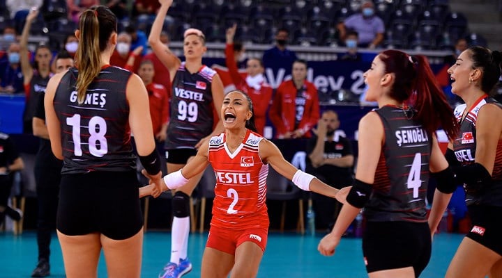 Türkiye A Milli Kadın Voleybol Takımı, Avrupa Şampiyonası'nda 5'te 5 yaptı!