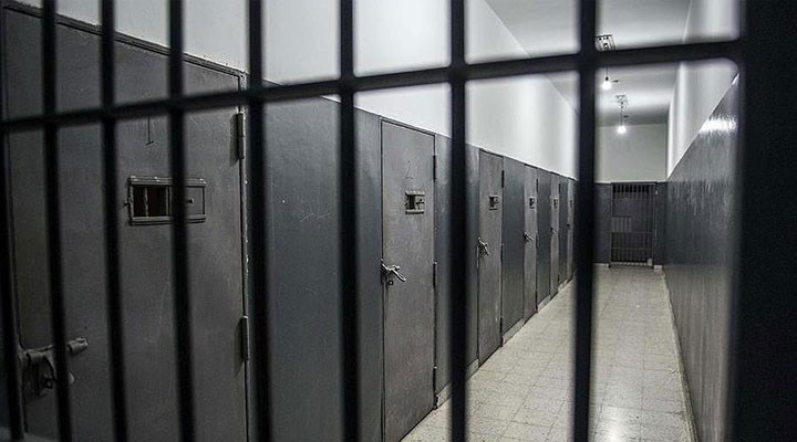 Cezaevindeki mahkumlara uyuşturucu sattığı ortaya çıkan avukata 18 yıl hapis istemi