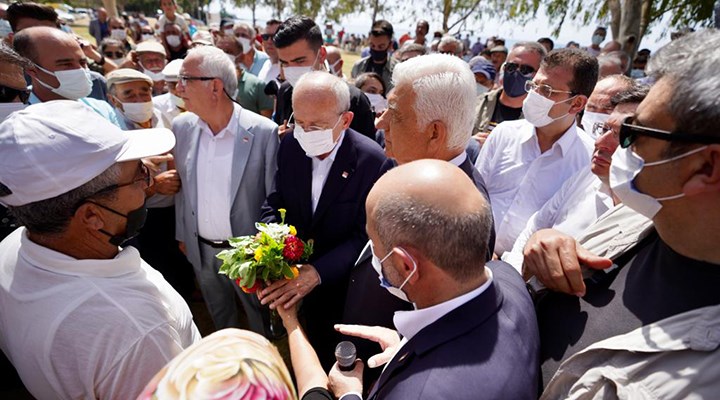 Kılıçdaroğlu ve CHP'li belediye başkanlarından yangın bölgelerine ziyaret