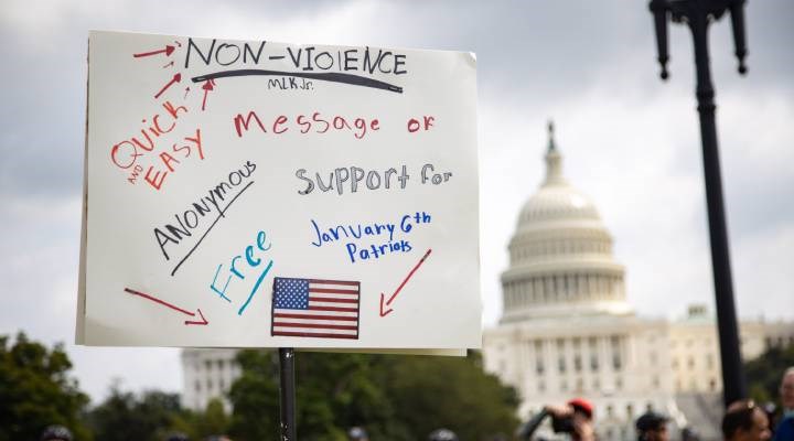 Washington'da Kongre baskınında tutuklananlar için destek gösterisi